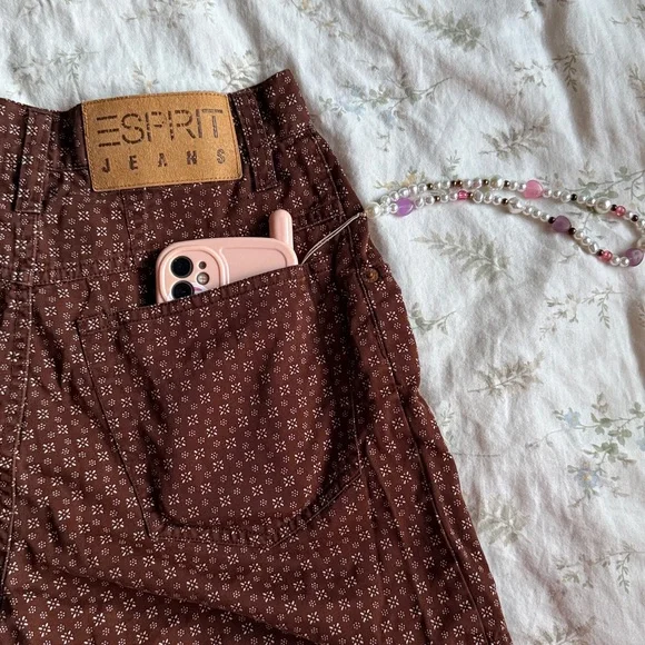 Esprit jeans brown and white 100% cotton shorts in great condition size 5/size S - Picture 8 of 8